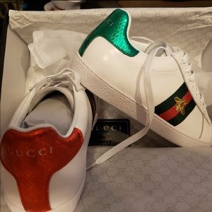 Women Gucci Sneakers